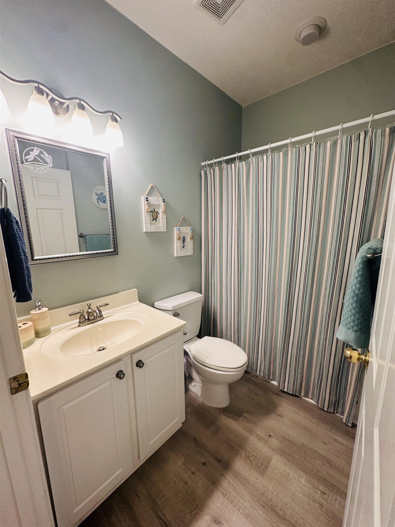5070 Windsor Green Way  Photo 8