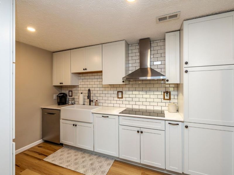 4615 Oak Hill Boulevard, Unit 206, Lorain, OH 44053 Photo 5
