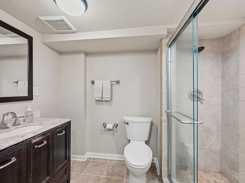 3810 N Broadlawn Circle, Silverton, OH 45236 Photo 45