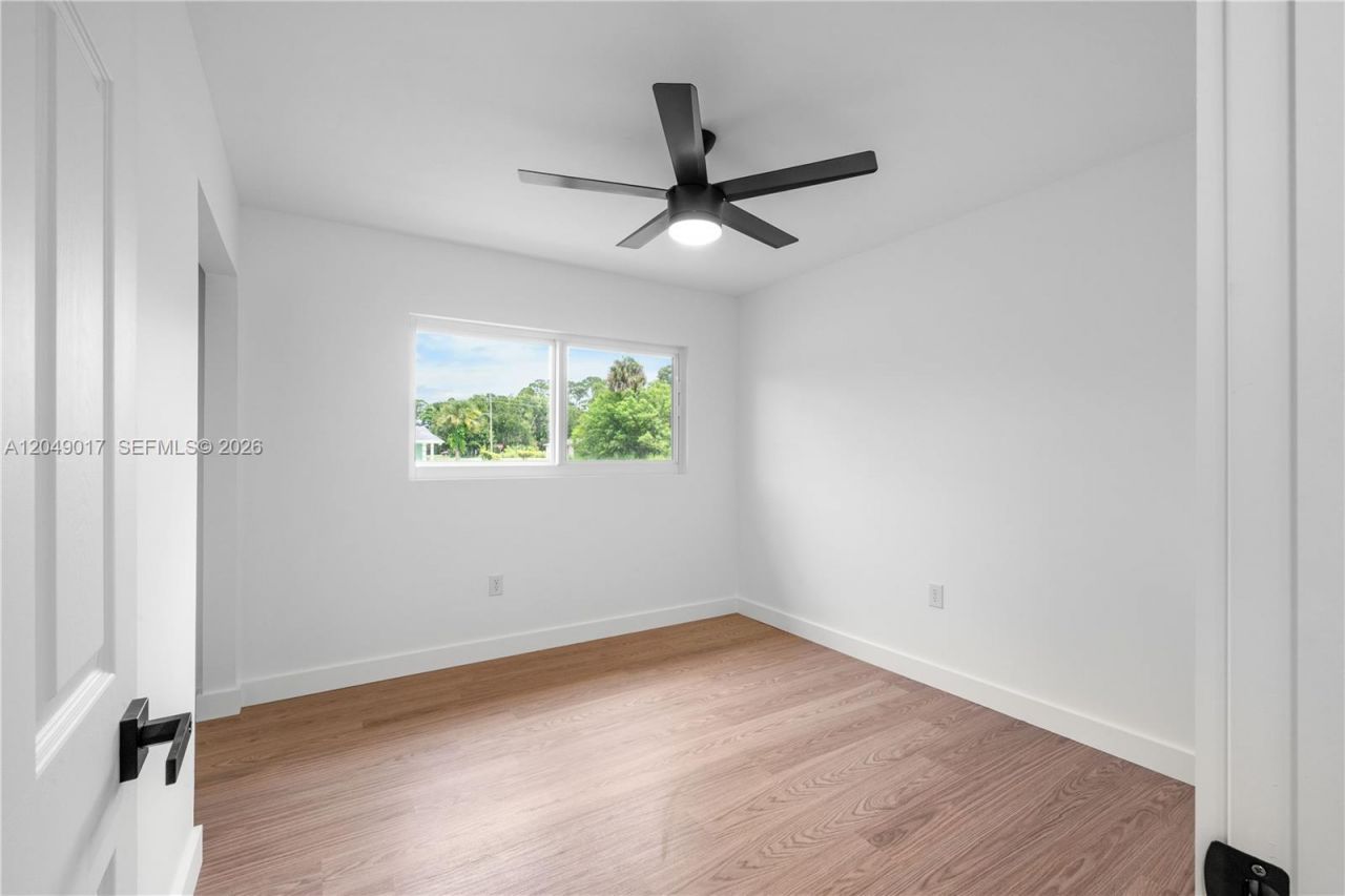 3802 N Avenue N , Fort Pierce, FL 34947 Photo