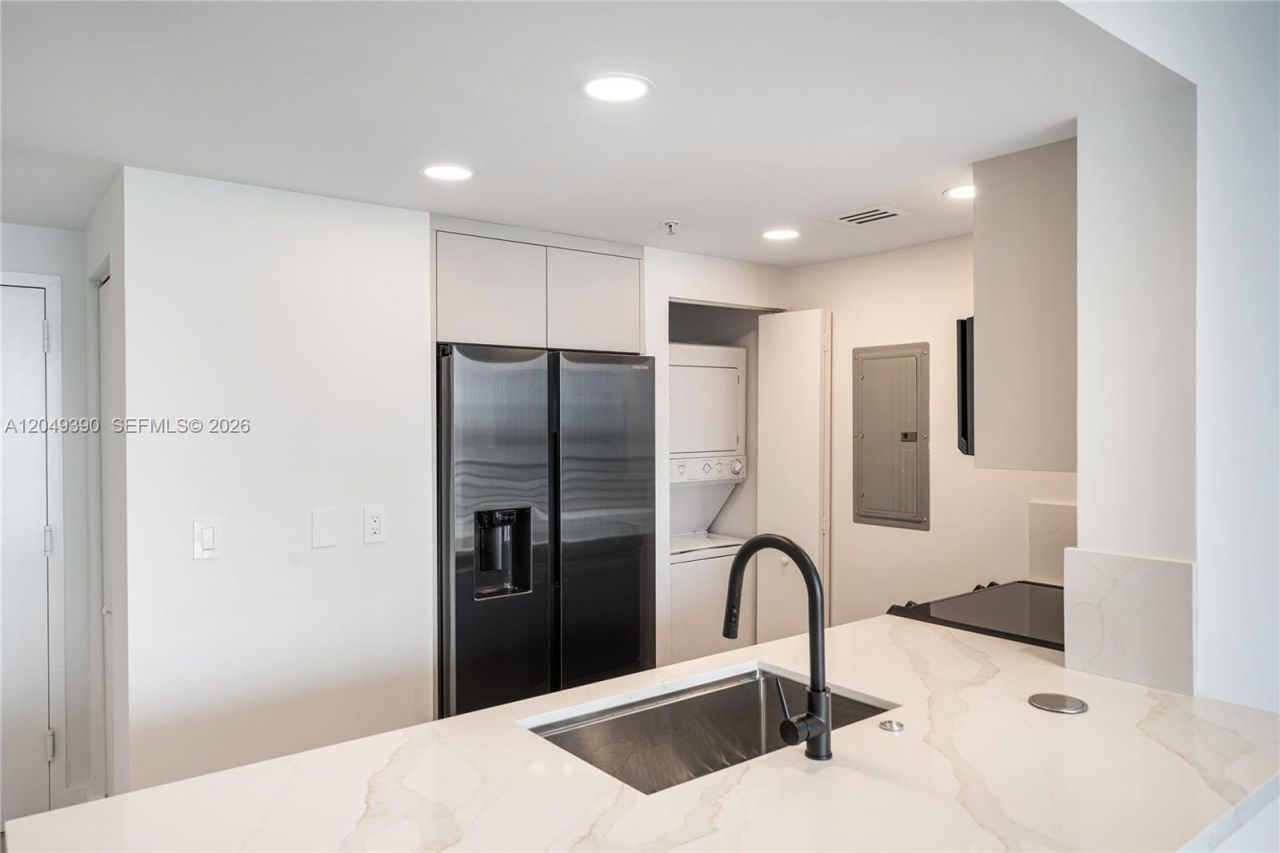 325 S Biscayne Blvd, Unit 2920, Miami, FL 33131 Photo