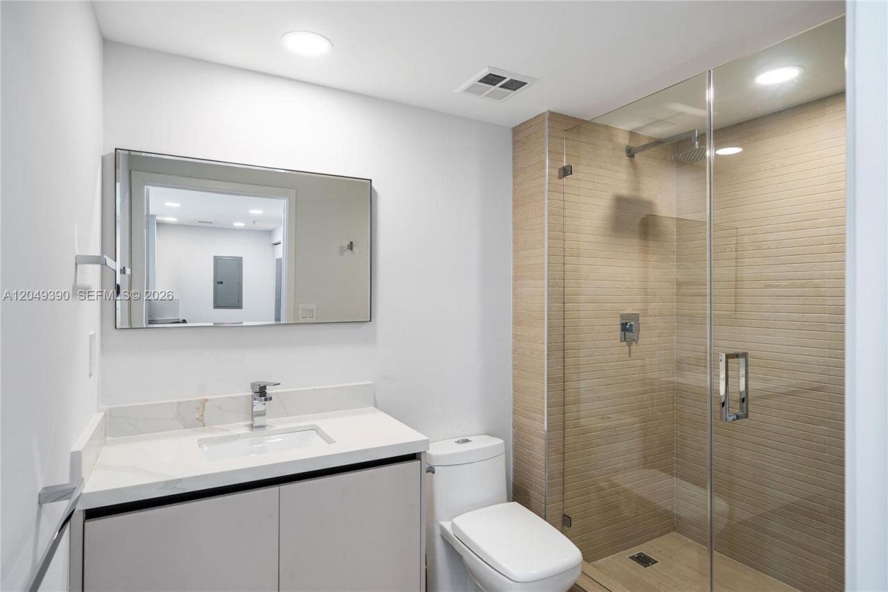 325 S Biscayne Blvd, Unit 2920, Miami, FL 33131 Photo
