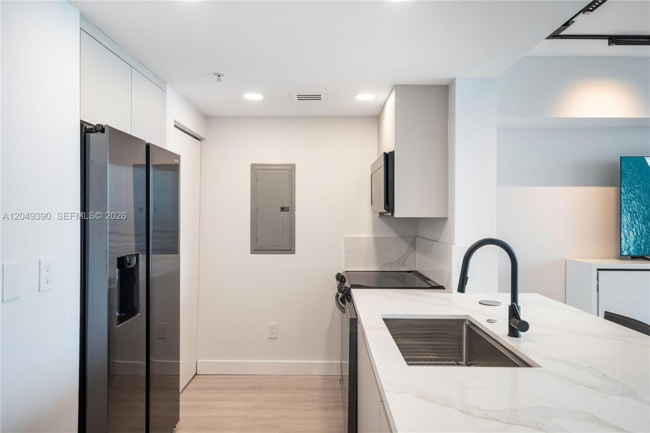 325 S Biscayne Blvd, Unit 2920, Miami, FL 33131 Photo