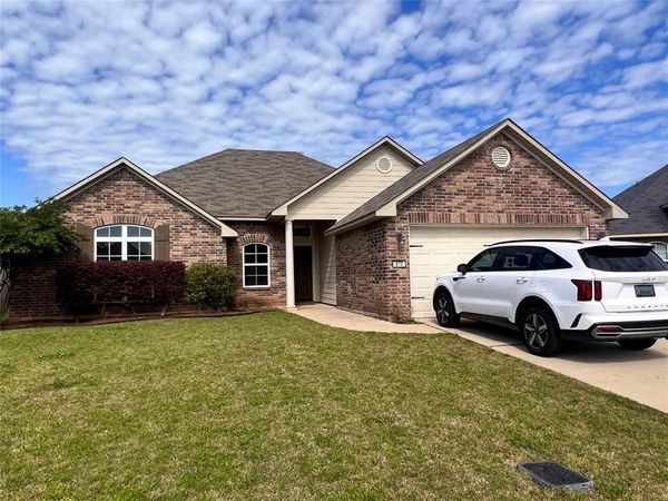 612 Bloomington Lane , Bossier City, LA 71112