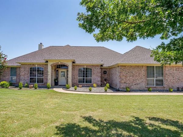 162 Lakeview Drive, Aledo, TX 76008