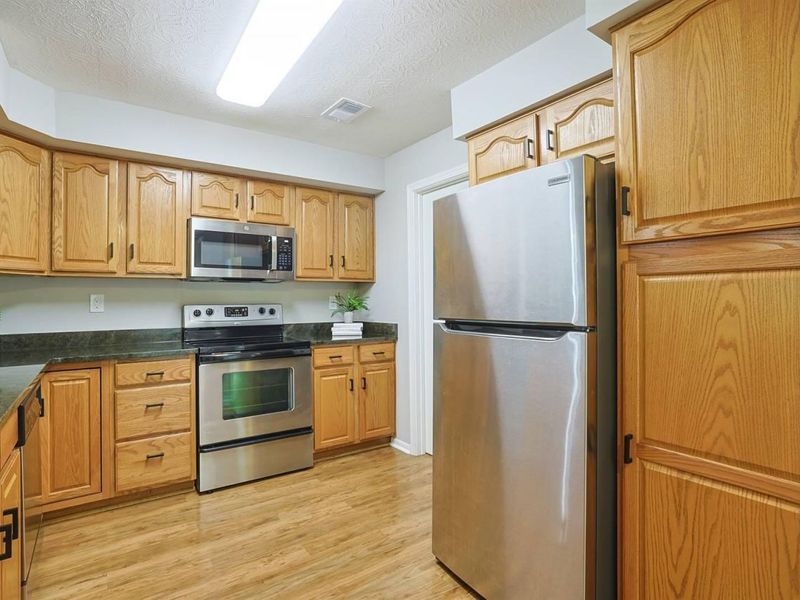 2123 Clareglen Drive, Unit 103, Crescent Springs, KY 41017 Photo 10