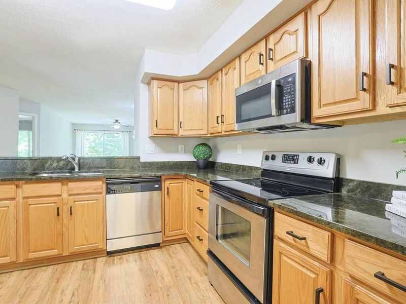 2123 Clareglen Drive, Unit 103, Crescent Springs, KY 41017 Photo 11