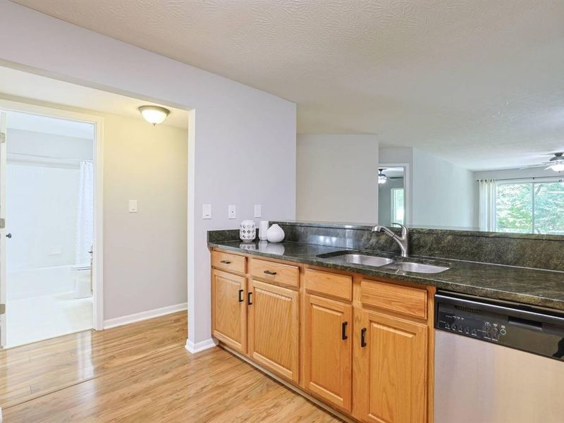 2123 Clareglen Drive, Unit 103, Crescent Springs, KY 41017 Photo 12
