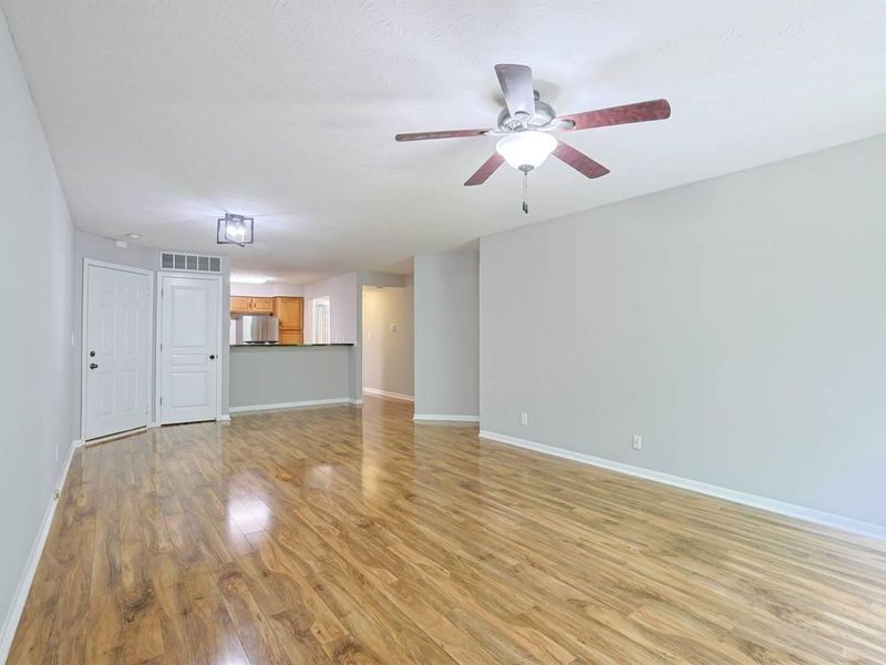 2123 Clareglen Drive, Unit 103, Crescent Springs, KY 41017 Photo 5