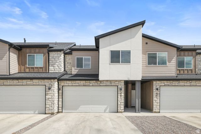 447 W 25 N, Providence, UT 84332 Main Photo