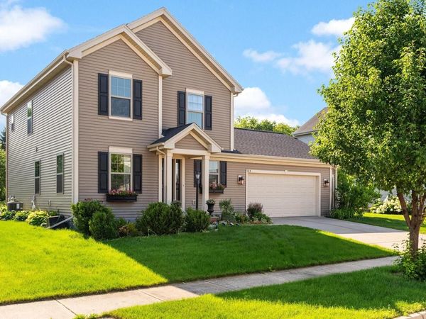 185 Moorland Place, Sun Prairie, WI 53590