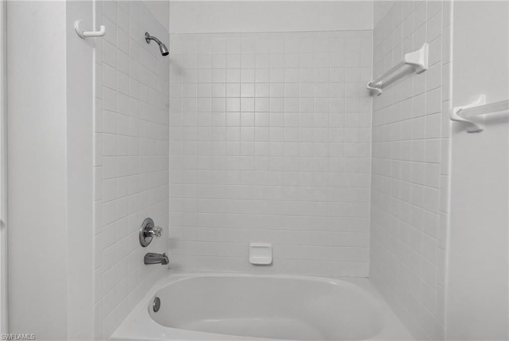 9300 Highland Woods Blvd, Unit 3206, Bonita Springs, FL 34135 Photo