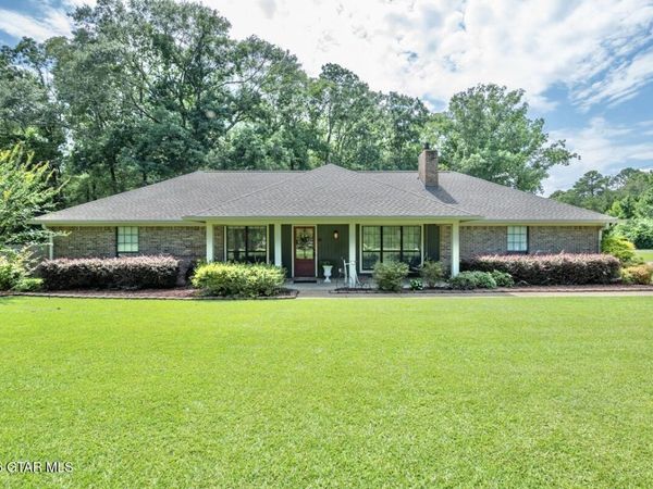 593 Fowler Drive, Columbus, MS 39702