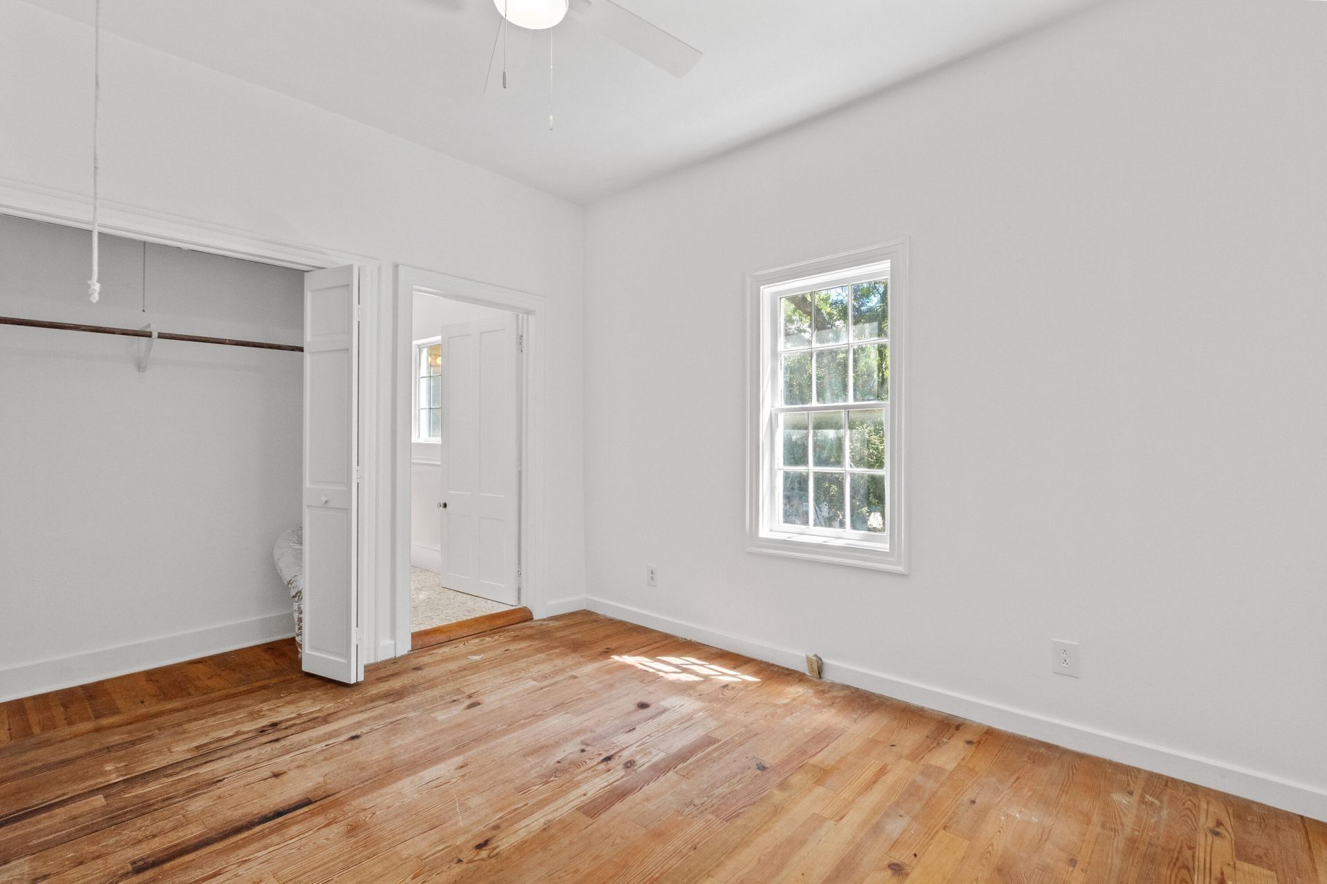 2250 Myrtle Avenue Photo 14