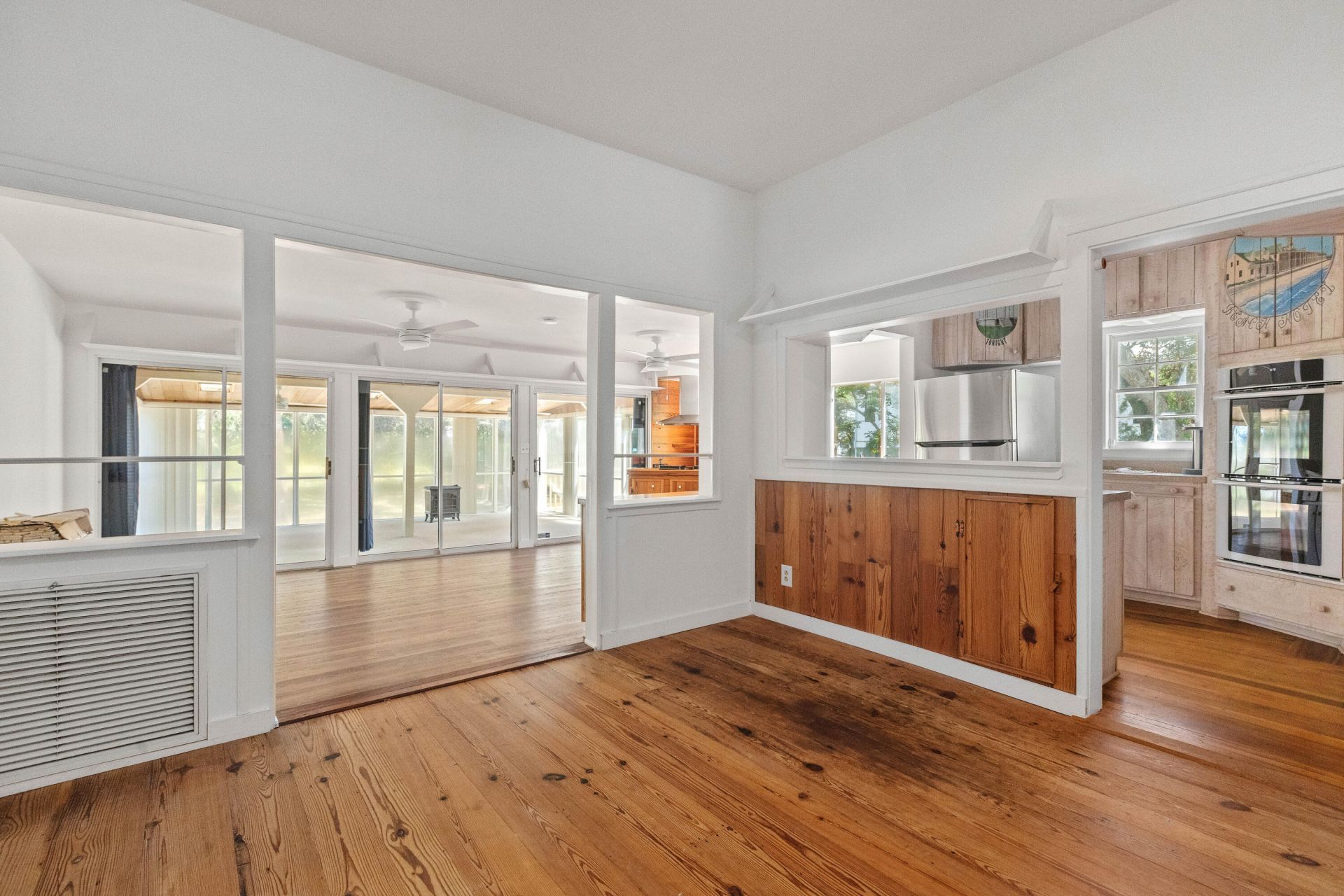 2250 Myrtle Avenue Photo 26
