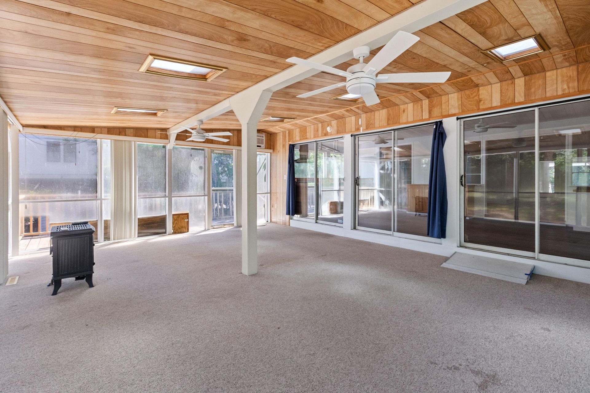 2250 Myrtle Avenue Photo 35