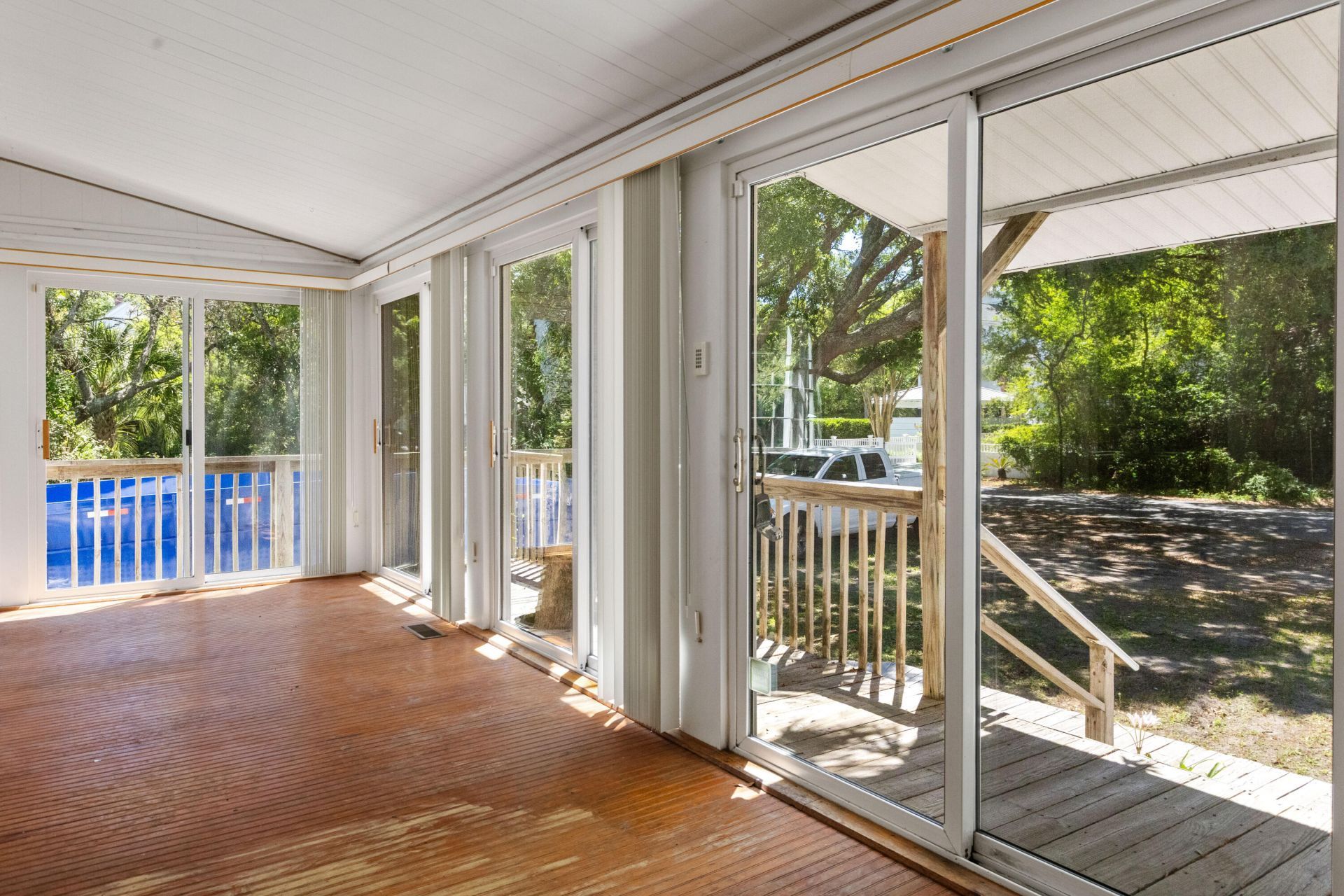 2250 Myrtle Avenue Photo 6