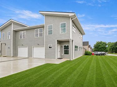 101-103 Elkchester Circle, Nicholasville, KY 40356