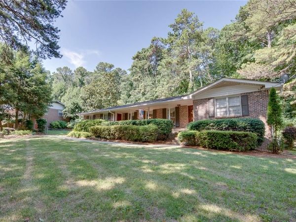 2291 Cambridge Street, Snellville, GA 30078