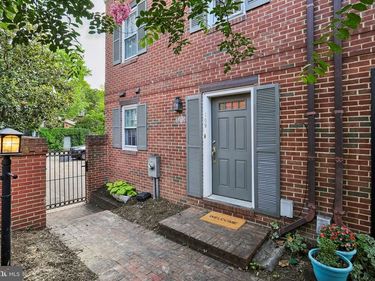 109 KING HENRY COURT, ALEXANDRIA, VA 22314