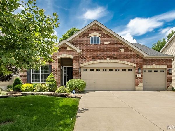 83 S Ridgewynd Court, Lake St Louis, MO 63367