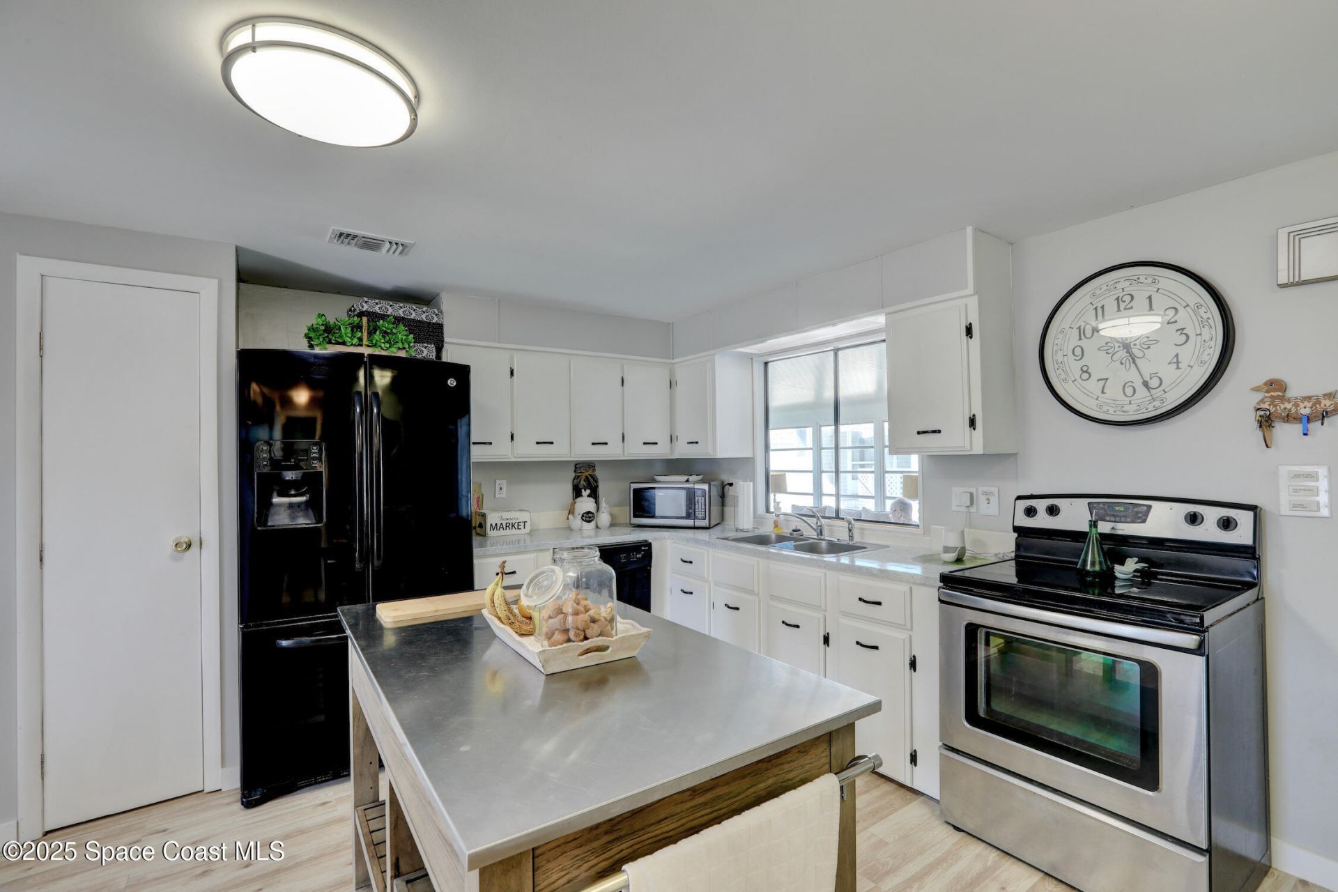 7622 Great Bear Lake Drive , Unit 30, Micco, FL 32976 Photo