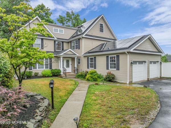 93 Center Avenue, Leonardo, NJ 07737