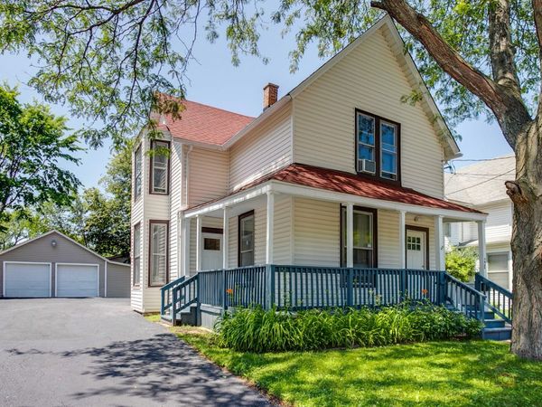 228 S Lincoln Avenue , Waukegan, IL 60085