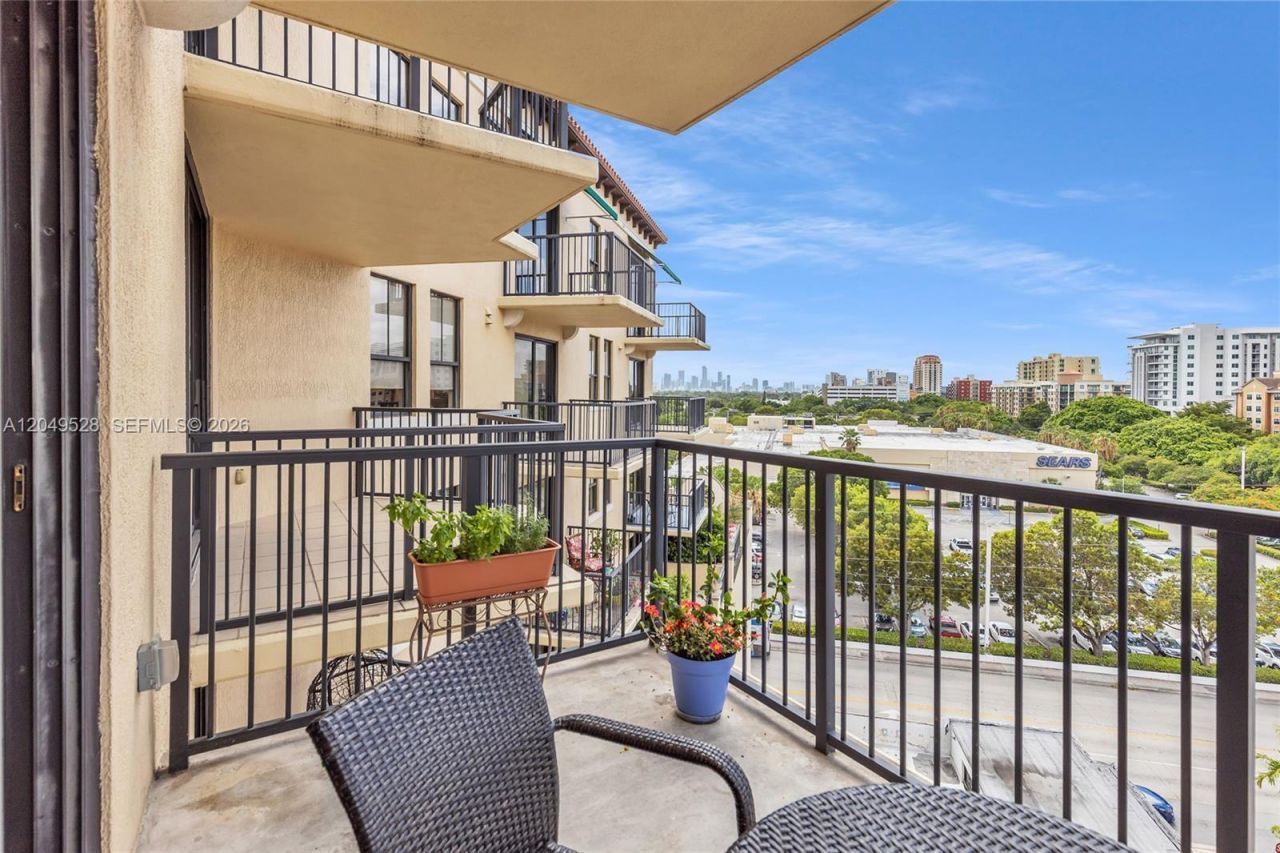 55 Merrick Way, Unit 744, Coral Gables, FL 33134 Photo