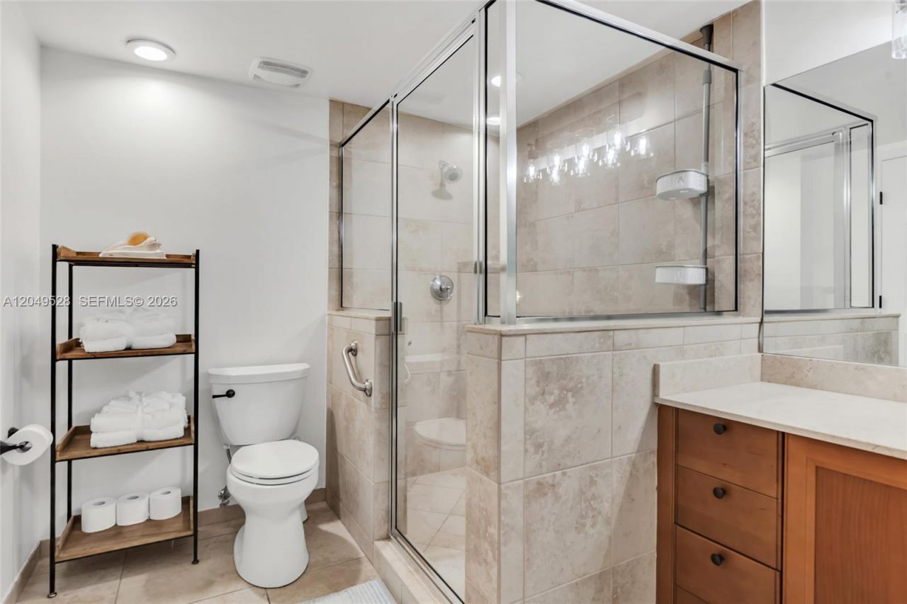 55 Merrick Way, Unit 744, Coral Gables, FL 33134 Photo