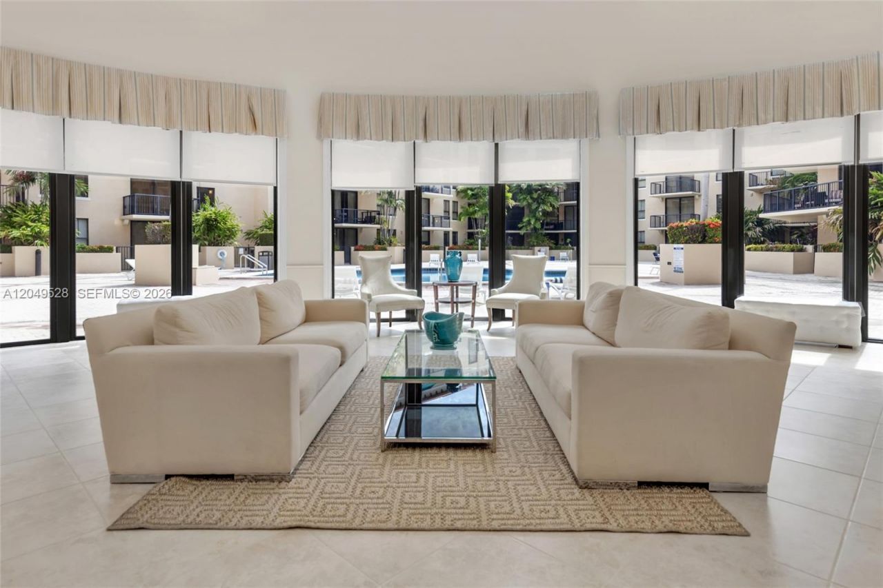 55 Merrick Way, Unit 744, Coral Gables, FL 33134 Photo