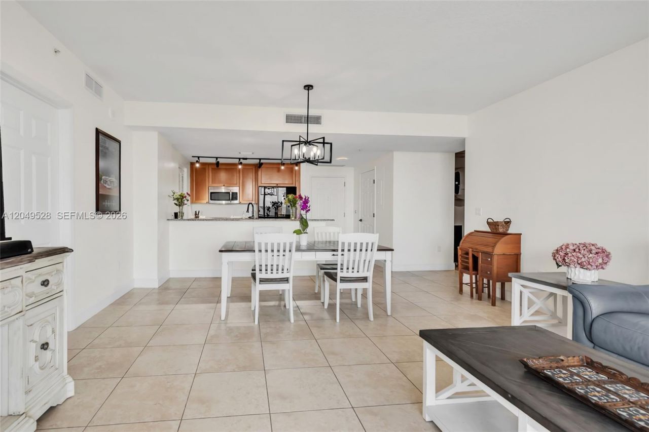 55 Merrick Way, Unit 744, Coral Gables, FL 33134 Photo