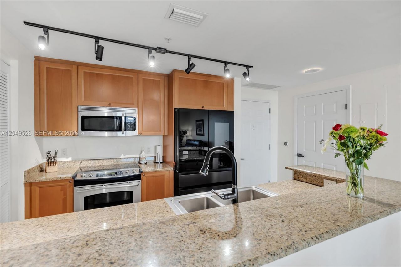 55 Merrick Way, Unit 744, Coral Gables, FL 33134 Photo
