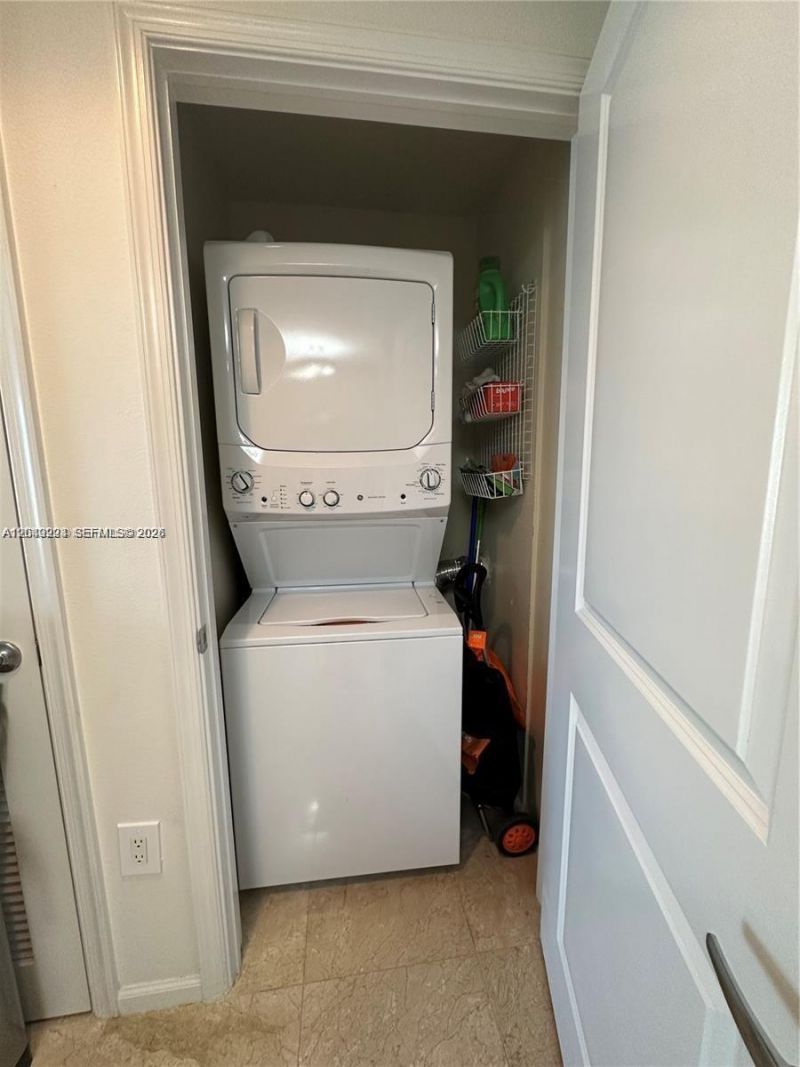 10 Aragon Ave , Unit 1113, Coral Gables, FL 33134 Photo