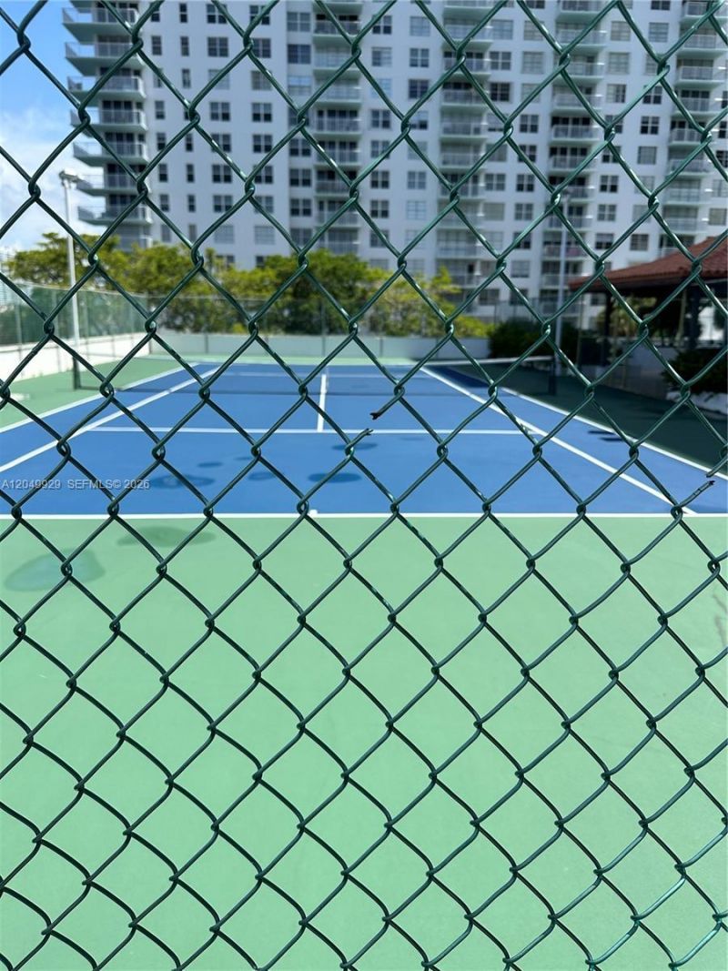 290 174th St , Unit 2207, Sunny Isles Beach, FL 33160 Photo