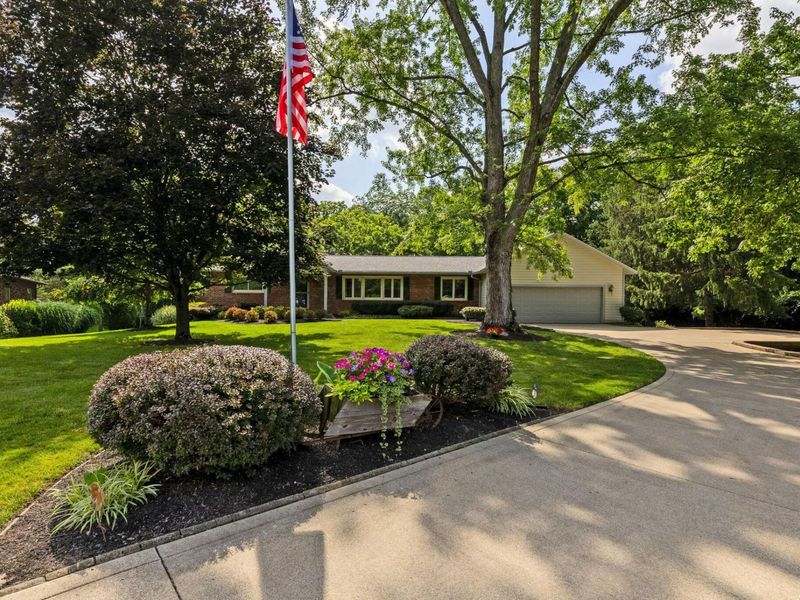926 S Hempstead Road, Westerville, OH 43081 Photo 1