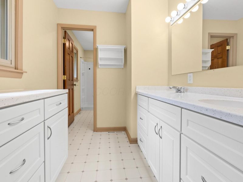 926 S Hempstead Road, Westerville, OH 43081 Photo 19