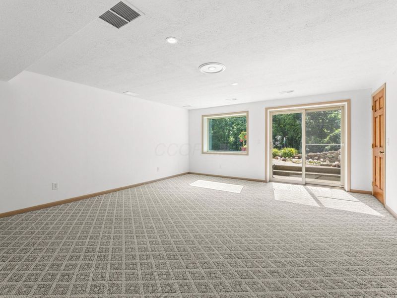 926 S Hempstead Road, Westerville, OH 43081 Photo 26