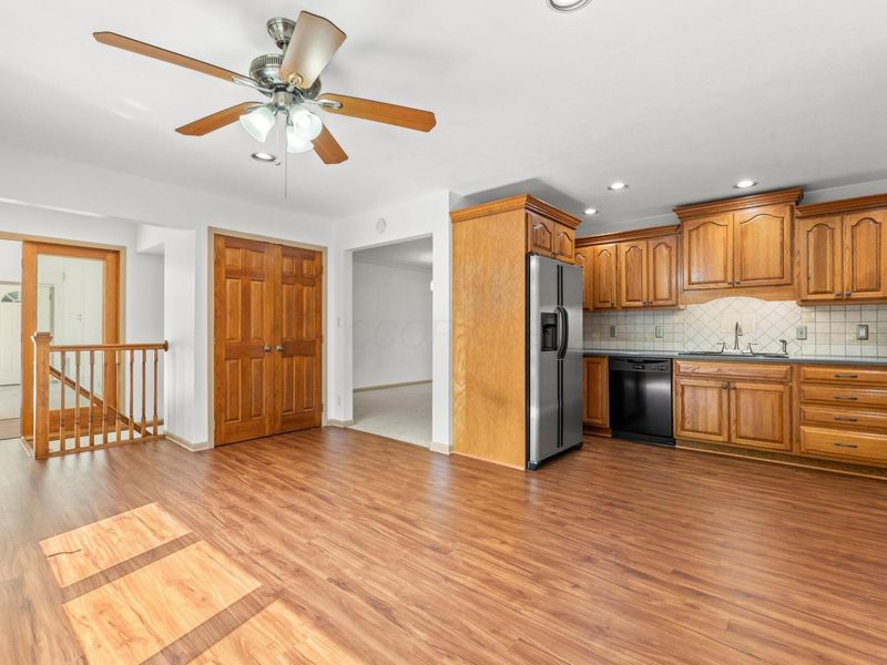 926 S Hempstead Road, Westerville, OH 43081 Photo 8