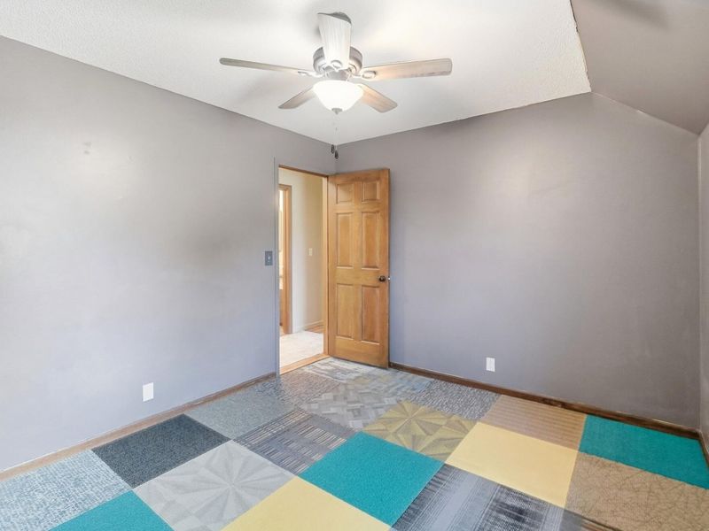813 N Circle Drive, Wapakoneta, OH 45895 Photo 28