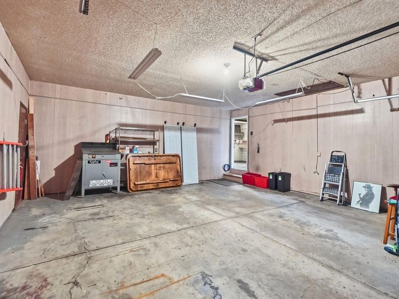 813 N Circle Drive, Wapakoneta, OH 45895 Photo 38