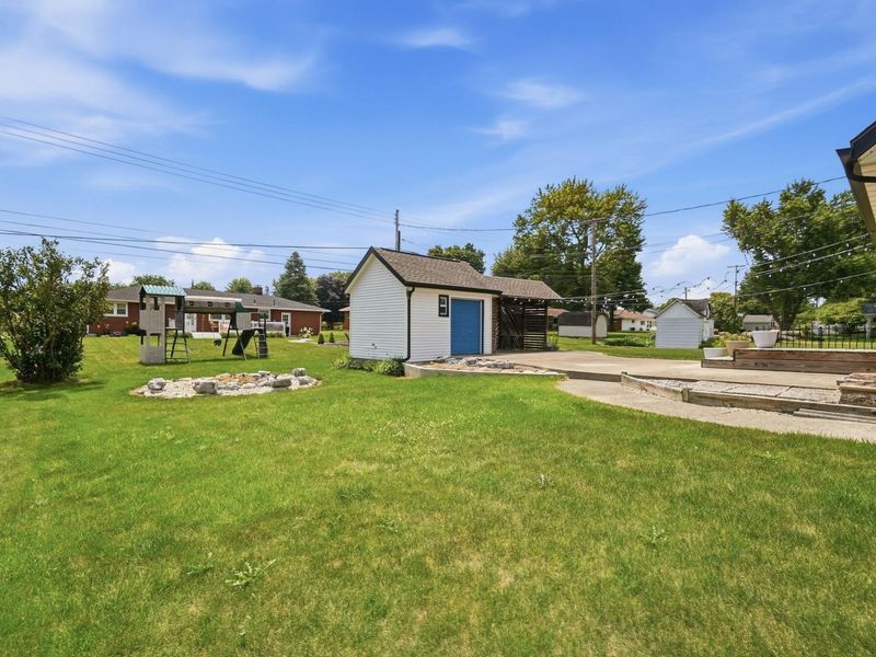 813 N Circle Drive, Wapakoneta, OH 45895 Photo 41
