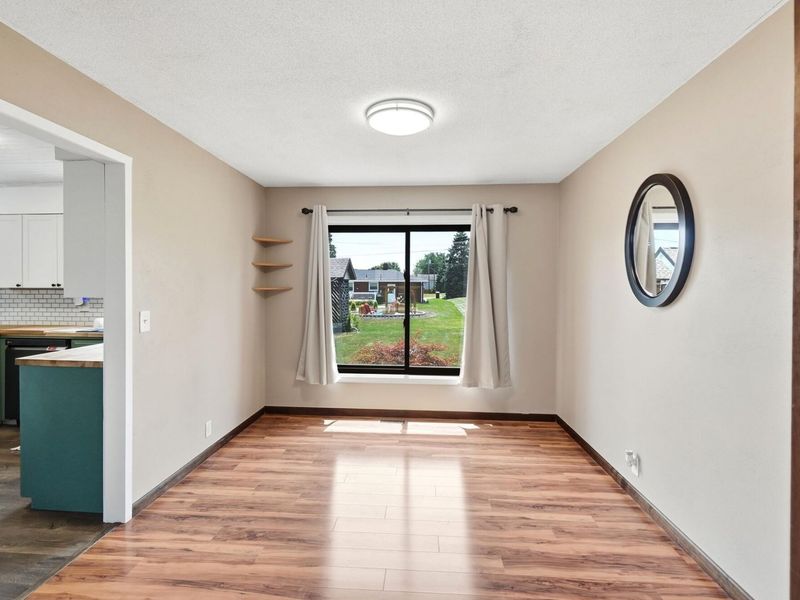 813 N Circle Drive, Wapakoneta, OH 45895 Photo 6