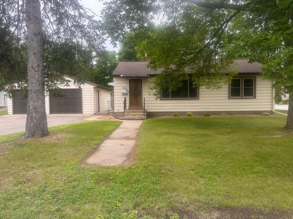 701 Summit Avenue S, Sauk Rapids, MN 56379