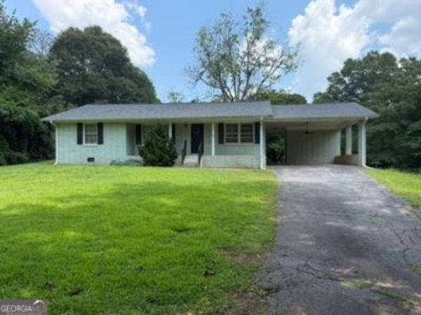 85 Greenwood Lane, Carrollton, GA 30117