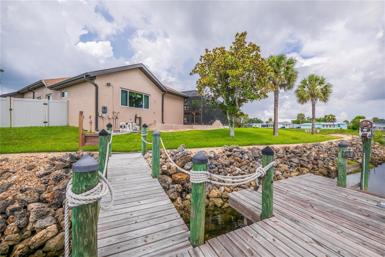 8730 Mystic Circle, North Port, FL 34287 Photo