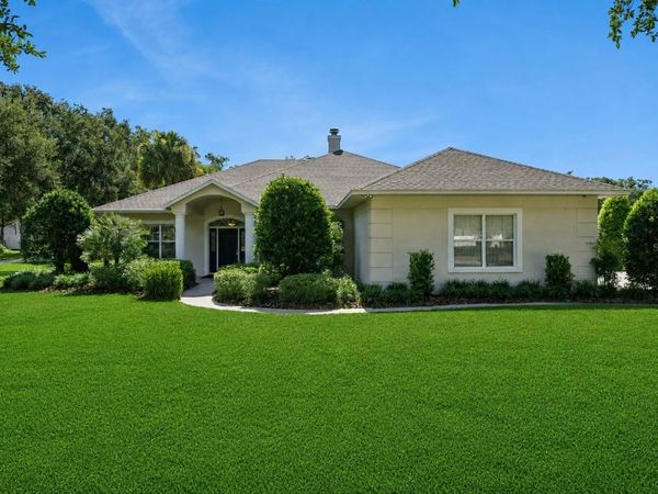 1215 GRAY COURT , EUSTIS, FL 32726