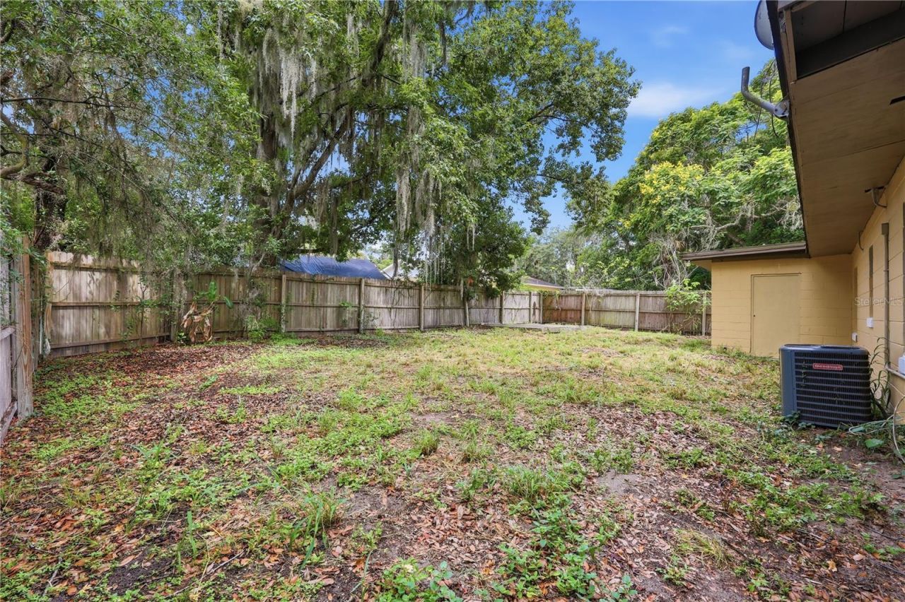 615 Danvers Street , Eustis, FL 32726 Photo