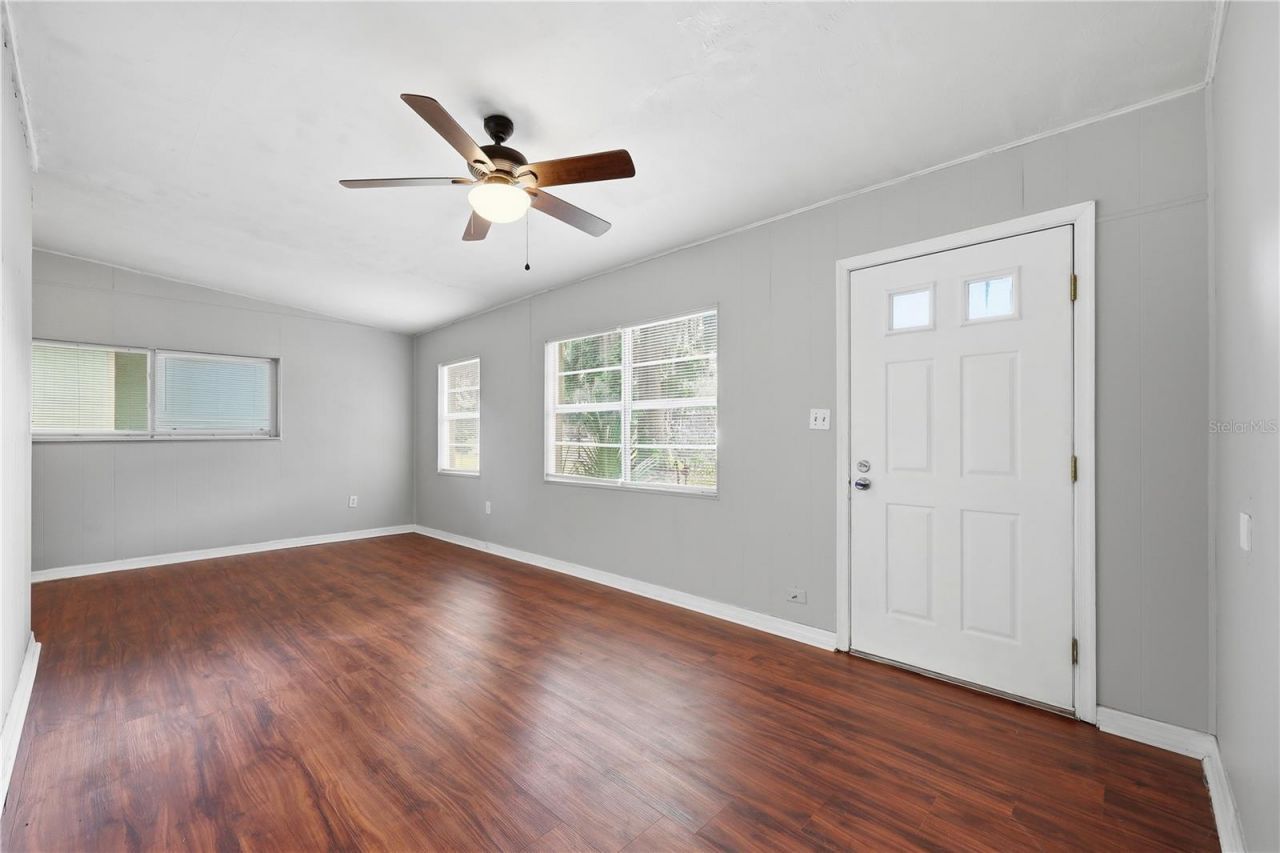 615 Danvers Street , Eustis, FL 32726 Photo