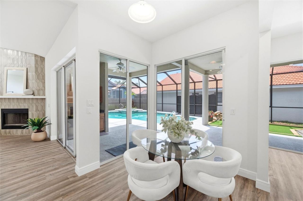980 Live Oak Avenue Ne, Saint Petersburg, FL 33703 Photo